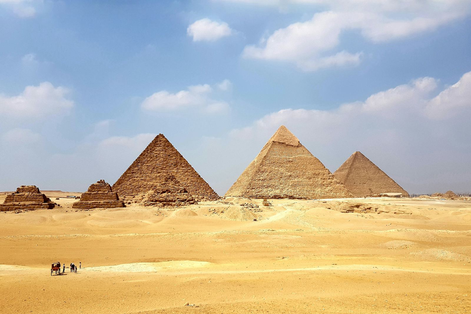 Cairo or the Red Sea Coast? Compare Egypt Hotels