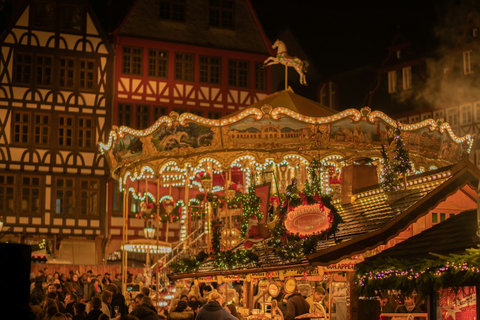 Christmas Travel Prices Move Fast — Lock In Before They Climb