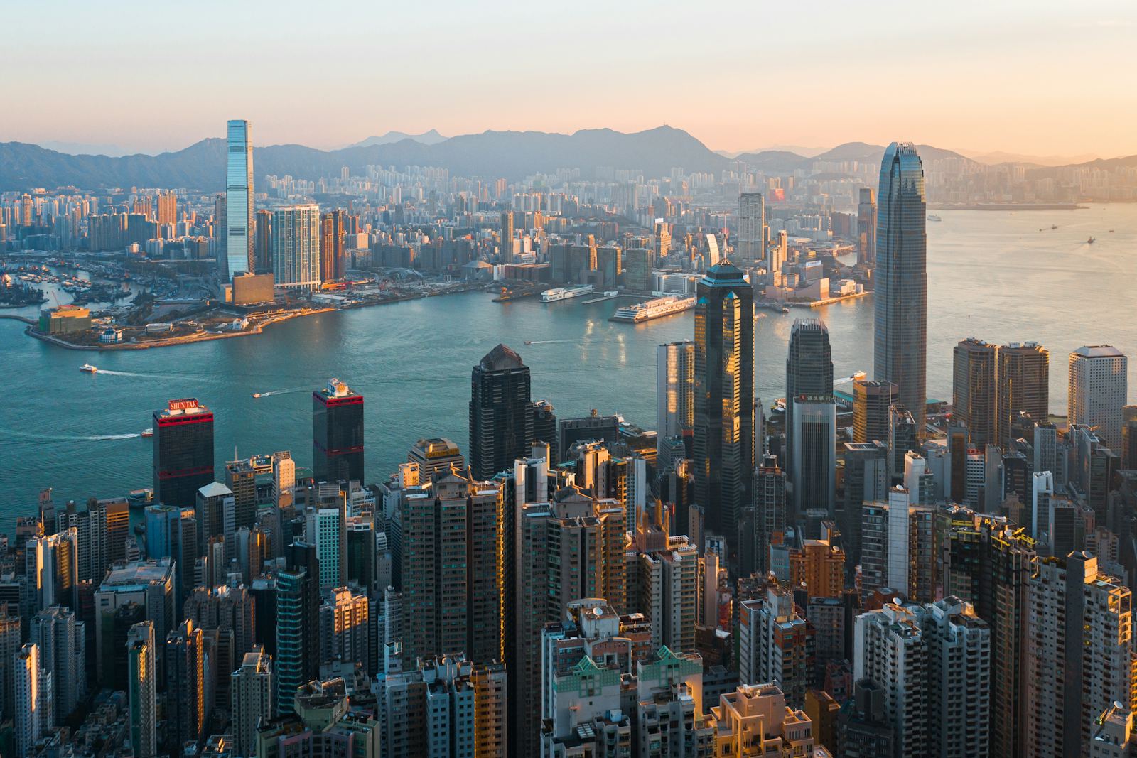 Hong Kong Hotels, Compared Before You Book