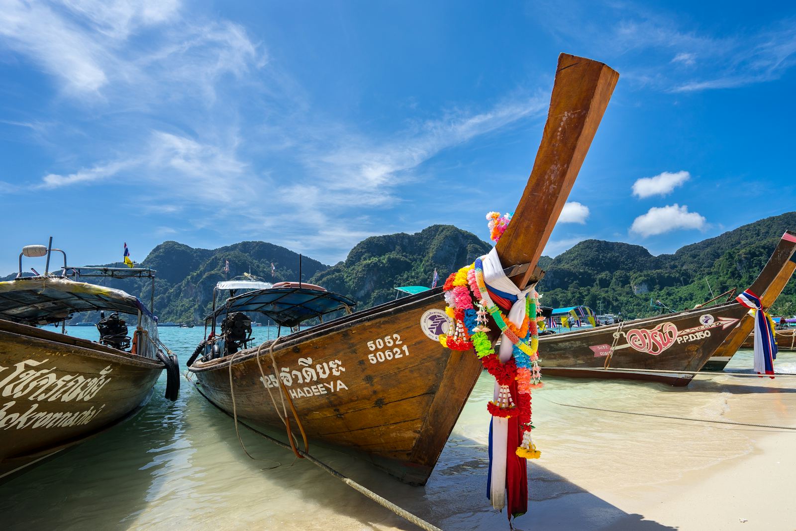 Bangkok, Phuket or Chiang Mai? Compare Thailand Hotels