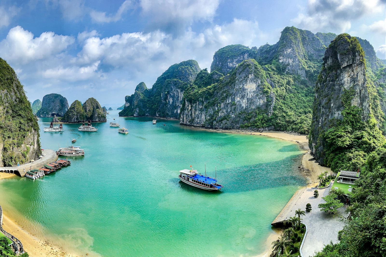 Hanoi, Da Nang or HCMC? Compare Vietnam Hotels